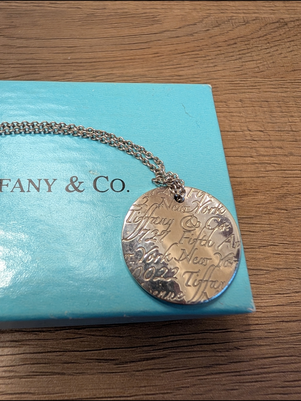 Tiffany & Co. Notes "Fifth Avenue" Disc Necklace with Signature Blue Box